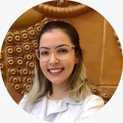 Esp. Daiane Santos de Oliveira